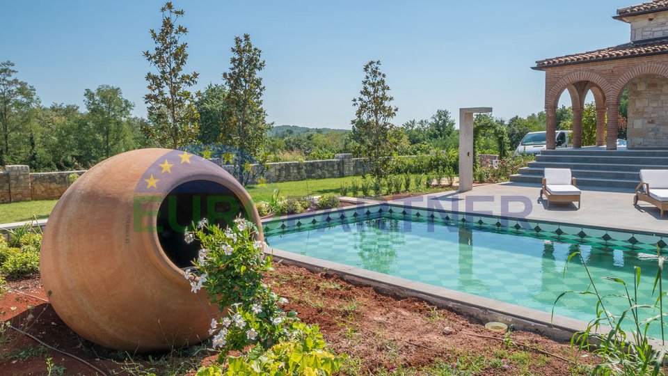 ISTARSKA HACIJENDA - prekrasna kamena vila na velikom imanju, okolica Poreča