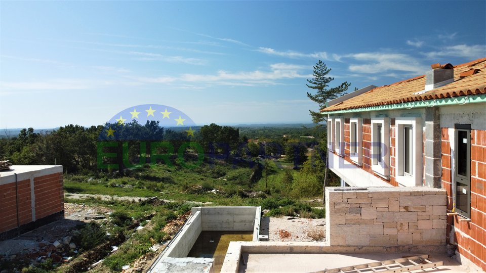Schöne Villa mit Meerblick und Swimmingpool, zu verkaufen, Poreč