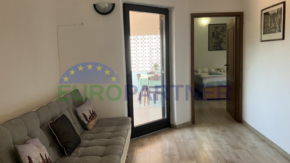 Apartment house 100 meters from the sea in Umag