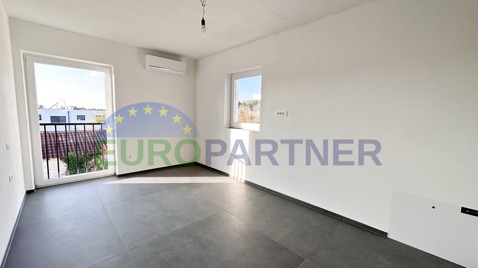 House 1 km from the sea and the center, Poreč