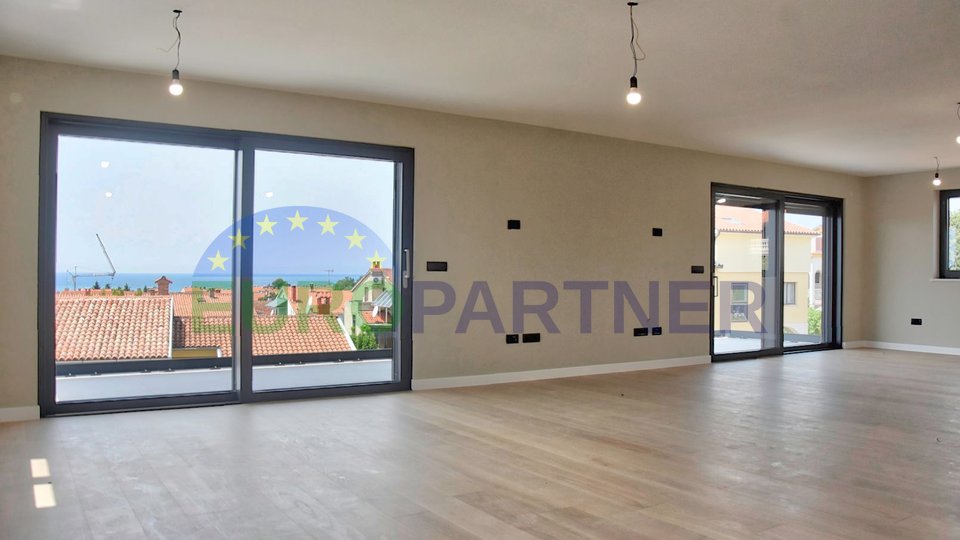 Esclusivo appartamento con garage nel centro di Parenzo, 253m2