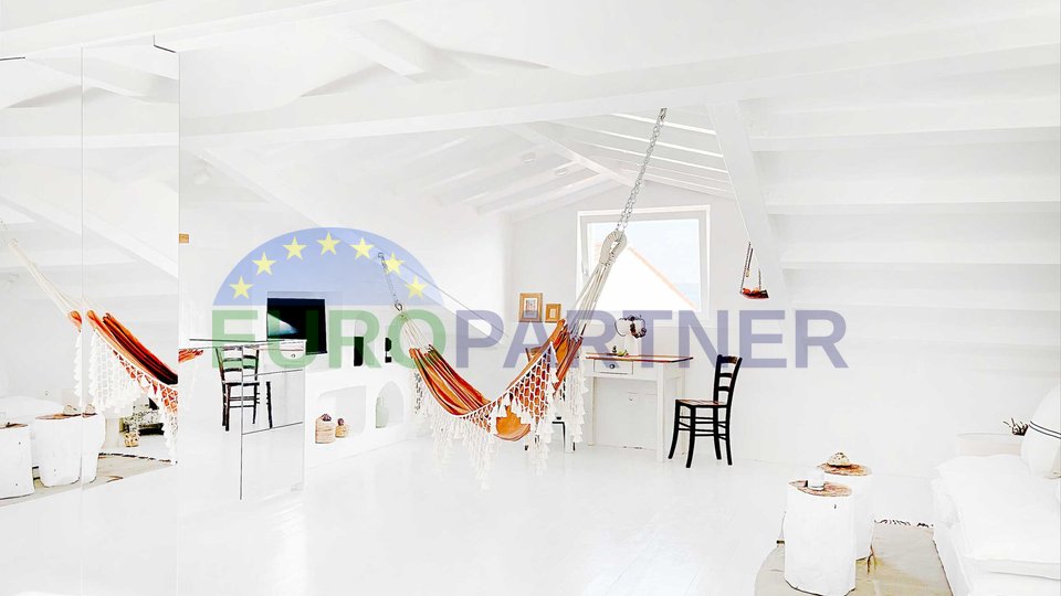 Neu renoviertes Studio-Apartment in Rovinj mit Meerblick