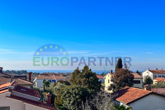 Apartment with SEA view, 500m from the beach, Poreč