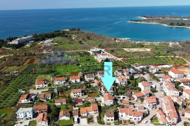 Detached house only 200m from the sea and beaches, Poreč, 2km from the center