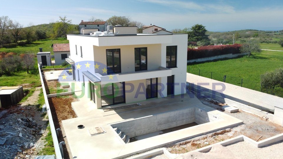 Bella casa bifamiliare dal design moderno, Parenzo, a 3,5 km dal mare