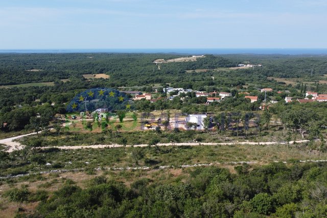 Grundstück mit Panoramablick auf das Meer, in der Nähe von Rovinj
