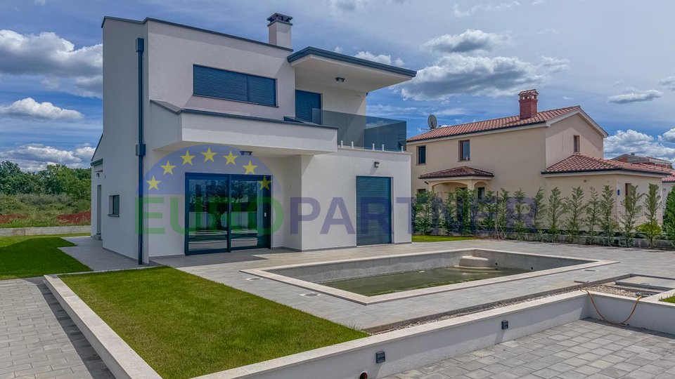 Poreč 5 km, neue Villa mit Pool, modernes Design