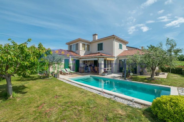 Beautiful Mediterranean villa, near Poreč, 8 km from the center