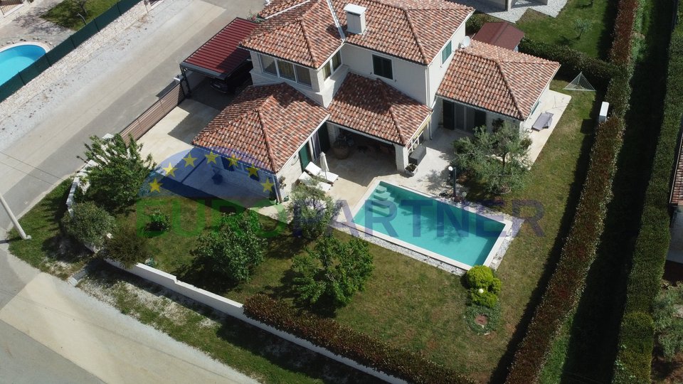 Beautiful Mediterranean villa, near Poreč, 8 km from the center