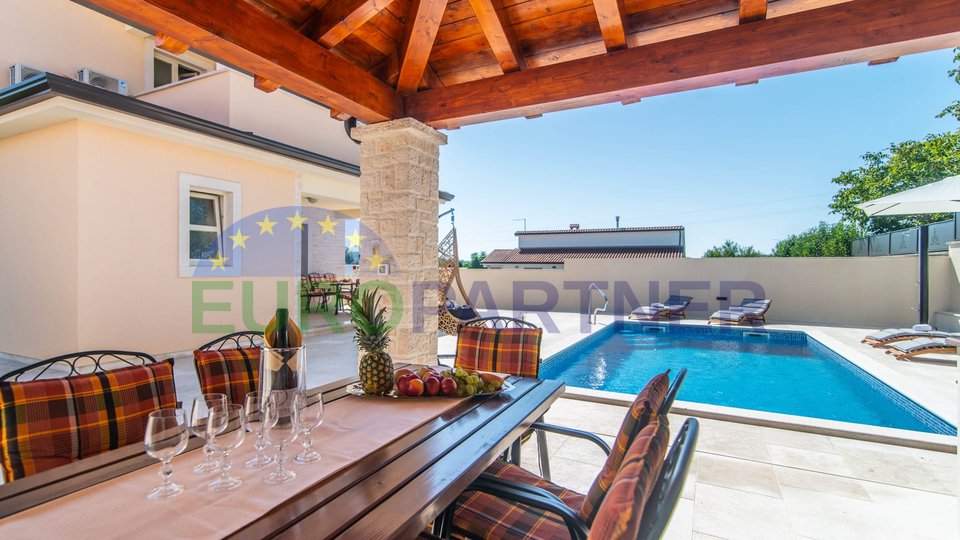 A beautiful villa 2.5 km from the center of Poreč