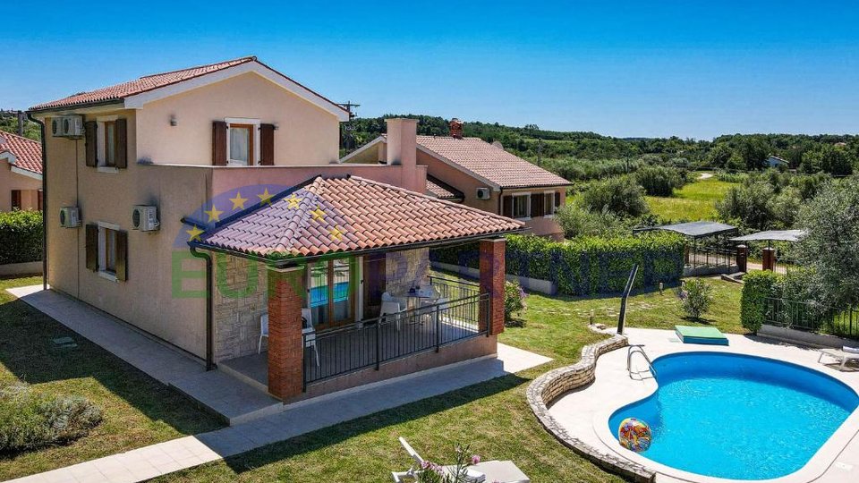 Villa with swimming pool in a quiet area, near Poreč, Istria