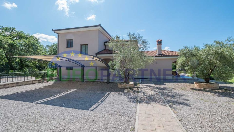 Istria, Rovinj, a beautiful house with a swimming pool and a spacious garden