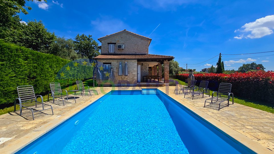 Porec area, stone house with pool and sea view