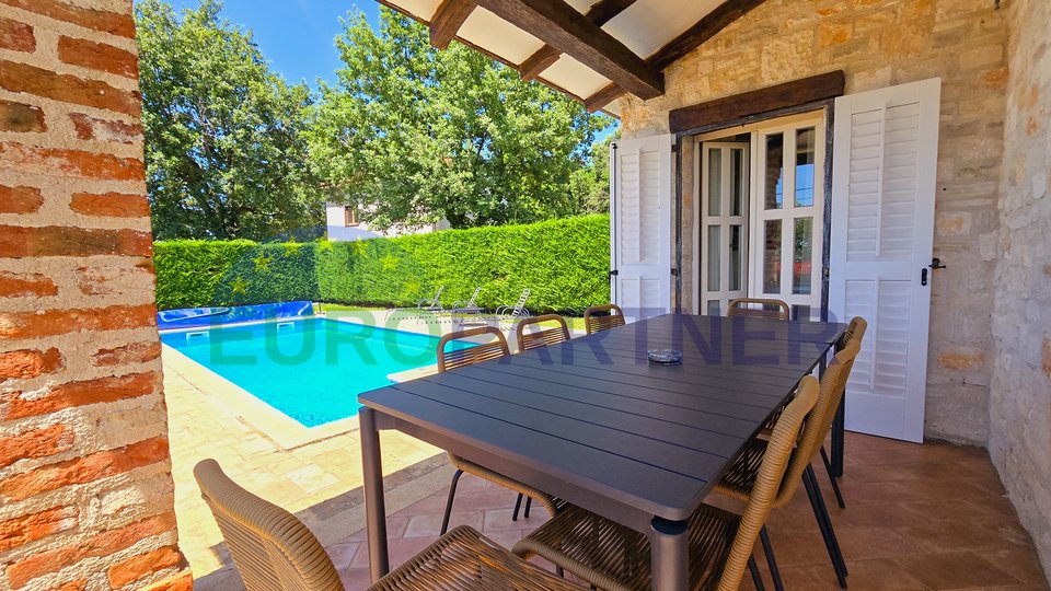 Porec area, stone house with pool and sea view