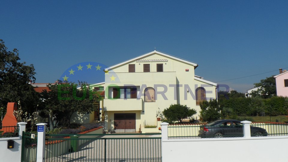 EXCLUSIVE - apartment house 5 km from Poreč, Istria