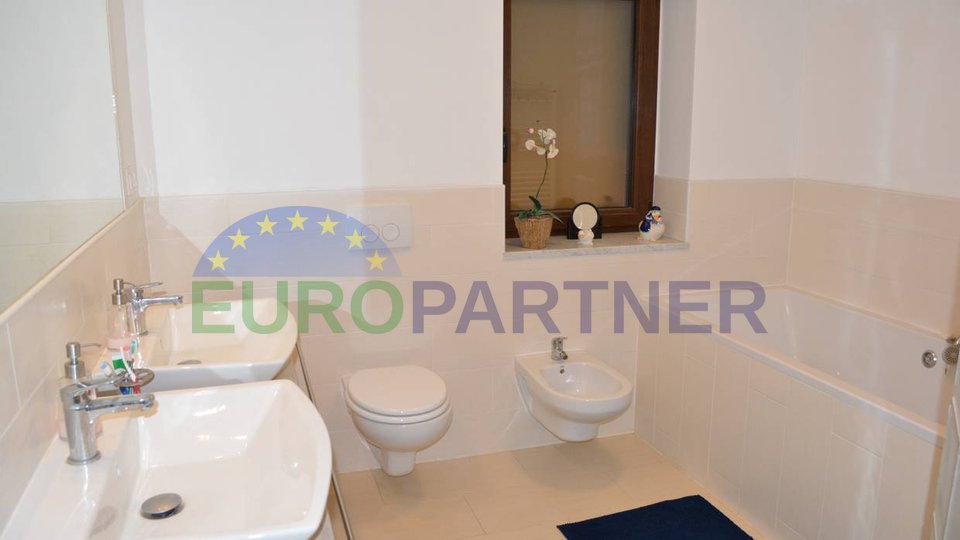 EXCLUSIVE - apartment house 5 km from Poreč, Istria