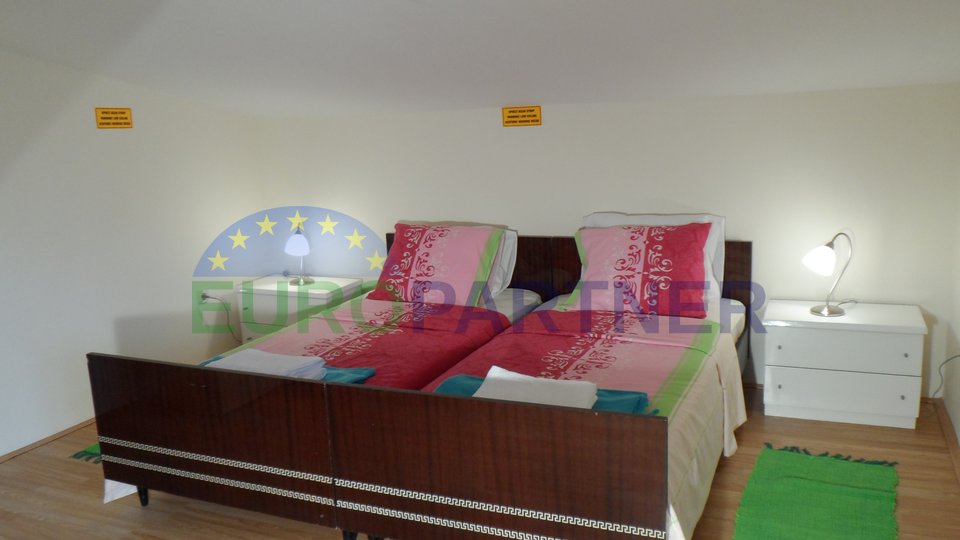 EXKLUSIVE ANGEBOT - Apartmenthaus 5 km von Poreč, Istrien