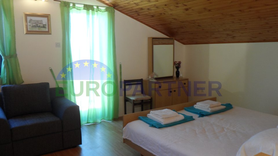 EXCLUSIVE - apartment house 5 km from Poreč, Istria