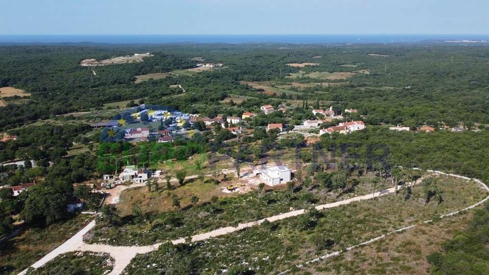 Grundstück mit Panoramablick auf das Meer, in der Nähe von Rovinj