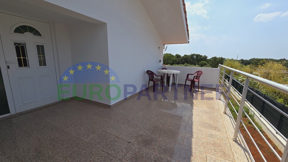 House with a large garden, Poreč, 4 km from the sea