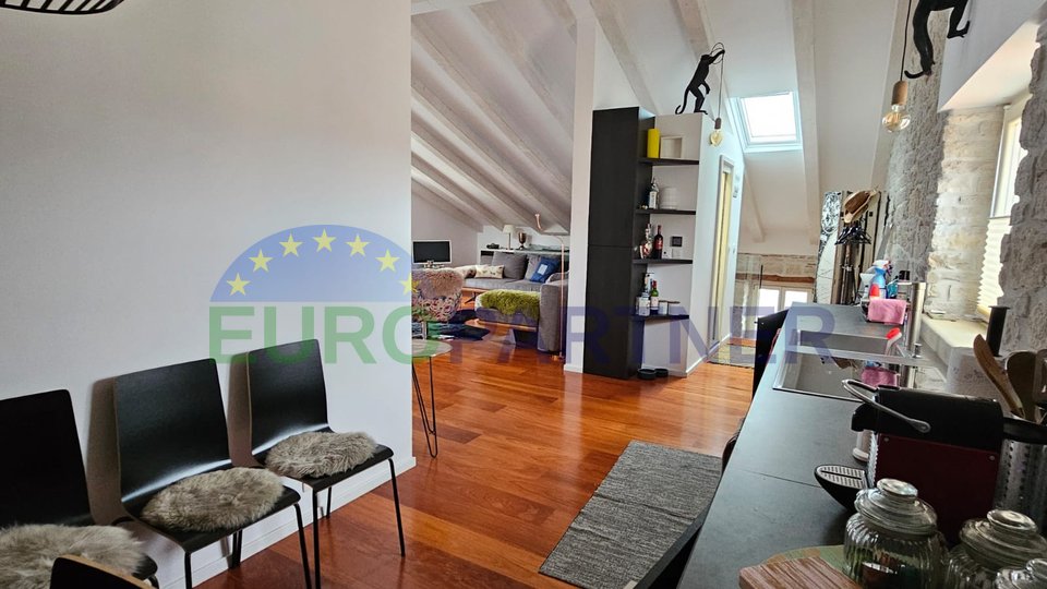 Istrien, Rovinj, drei Luxusapartments, erste Reihe zum Meer