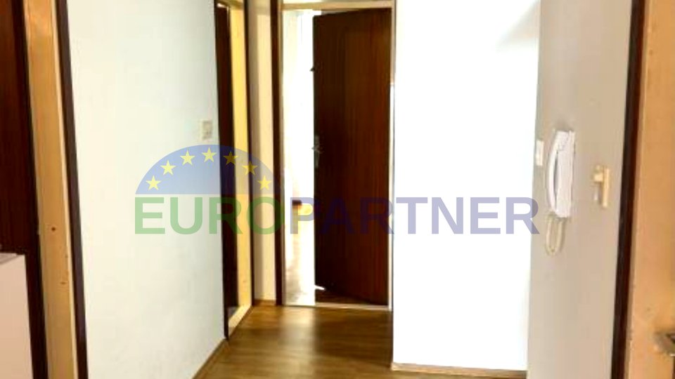 2-Zimmer-Wohnung mit Meerblick 62 m2, Split 3