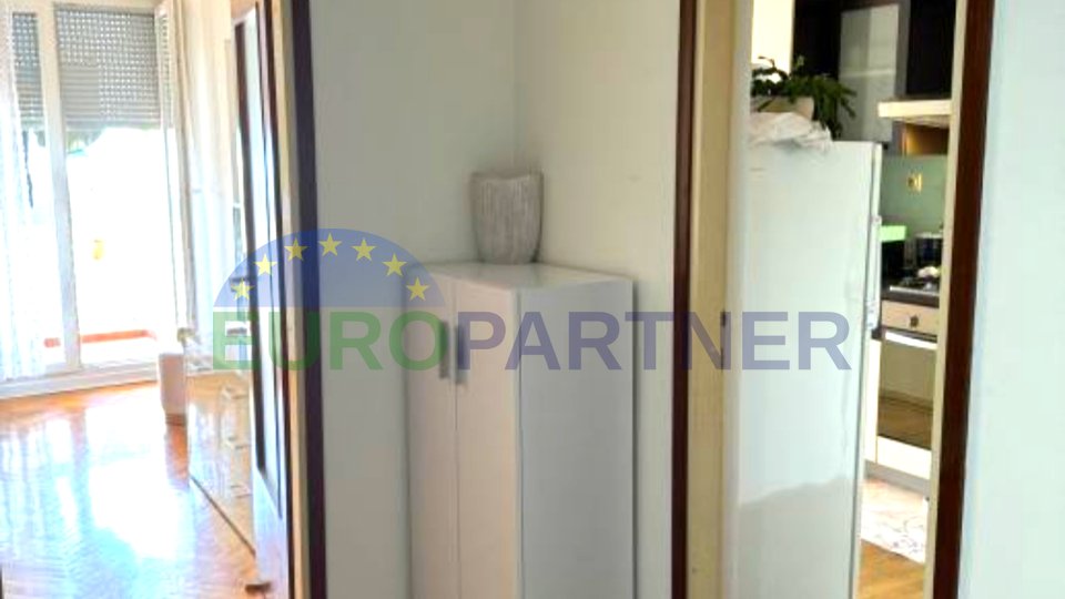 2-Zimmer-Wohnung mit Meerblick 62 m2, Split 3