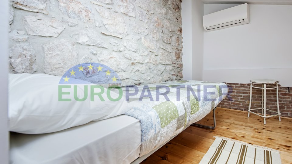 Istria, House with three renovated apartments in the center of Rovinj