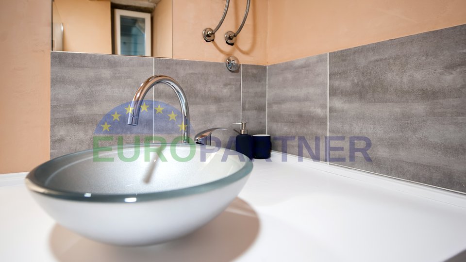 Istria, House with three renovated apartments in the center of Rovinj