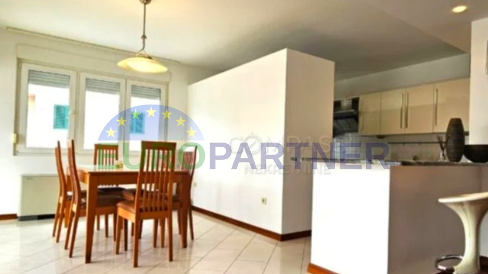 Penthouse Split 175 m2, Dvoetažni stan Meje