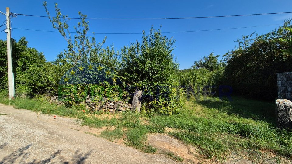 Istria, Kanfanar, building plot with planned building