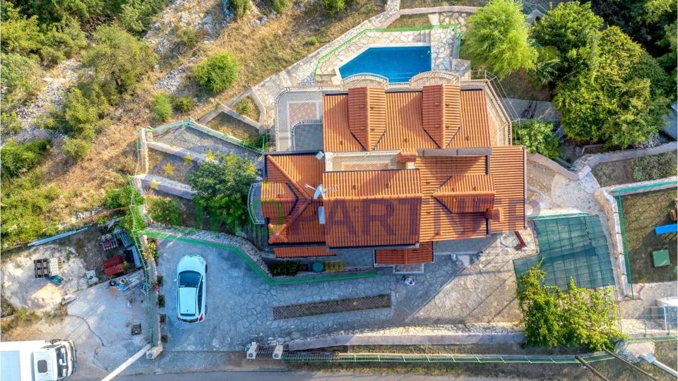 Casa, 312 m2, Vendita, Drniš