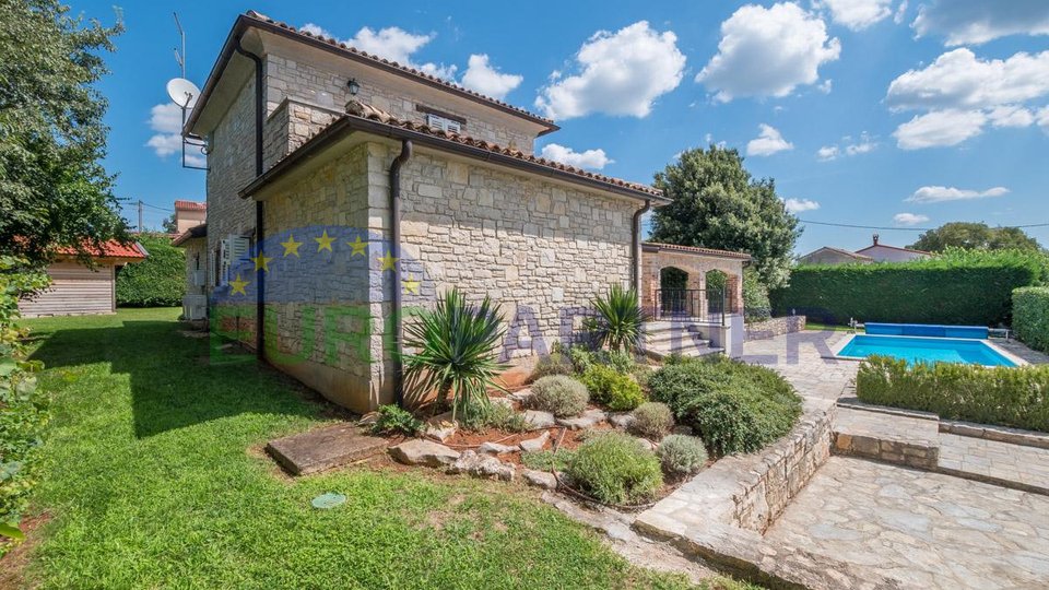 Stone villa with heated pool, Poreč, surroundings