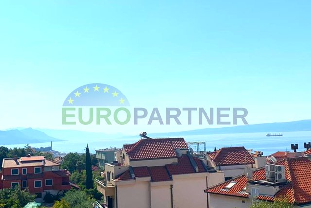 Penthouse Split 175 m2, Dvoetažni stan Meje