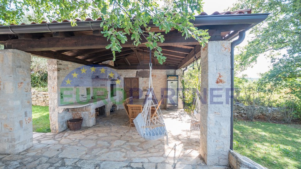 Stone villa with swimming pool, Poreč, surroundings