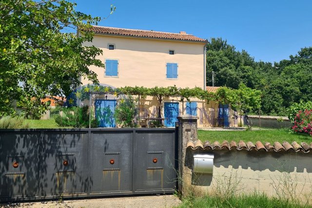 Fantastic stone house in traditional Istrian style in an idyllic location