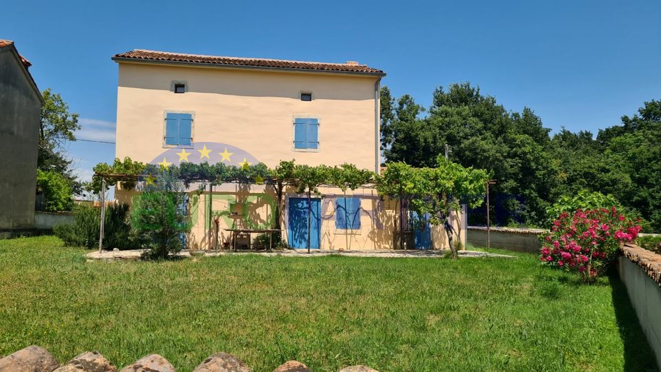 Fantastic stone house in traditional Istrian style in an idyllic location