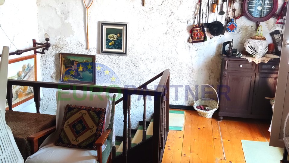 House in the old town of Pag, 176 m2