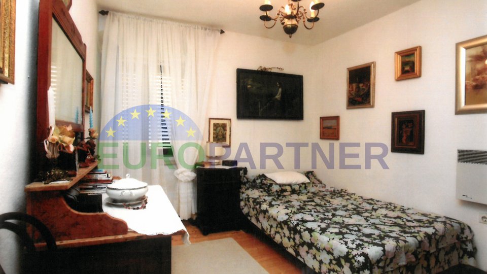 House in the old town of Pag, 176 m2