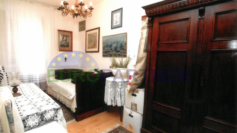 House in the old town of Pag, 176 m2