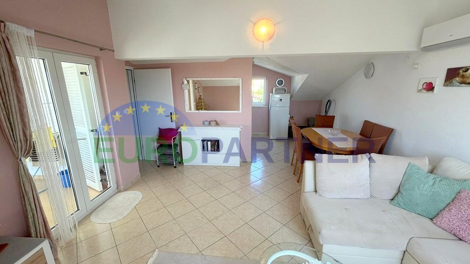 VABRIGA-VENDESI APPARTAMENTO CON VISTA MARE APERTA