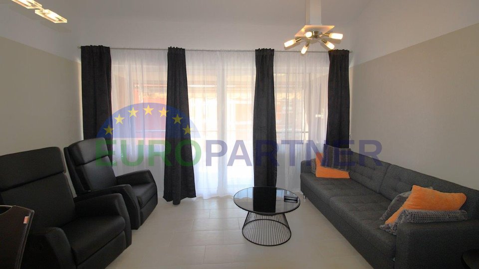 Apartment 2. ROW TO THE SEA, Umag