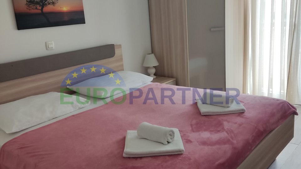 Apartment 3-room, 85 m2 with sea view, Podstrana