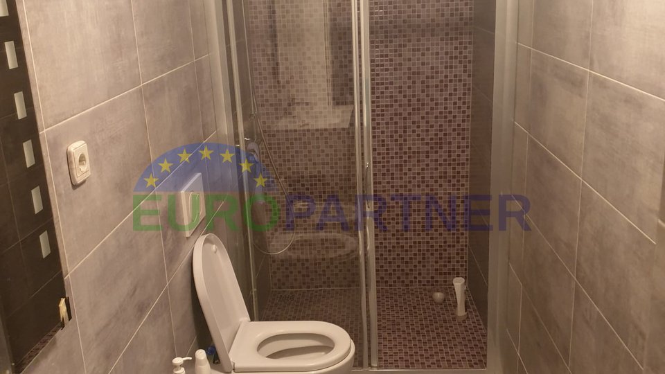 Istria, Poreč, furnished apartment in the city center