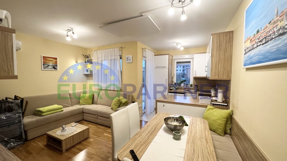 Istria, Novigrad, furnished apartment near the city center