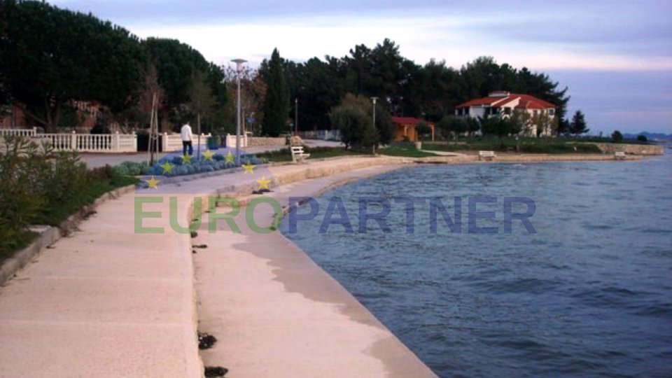 Luxury apartment, first row to the sea, close to Zadar