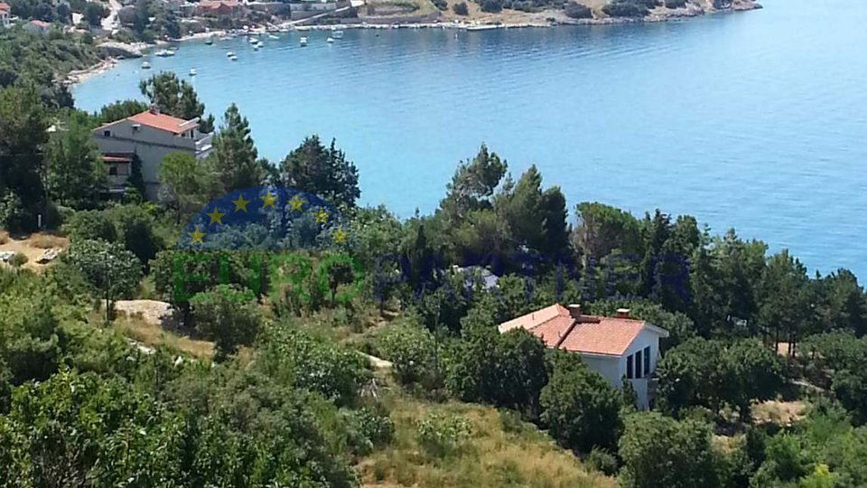 Newly renovated apartment in Krk, near the sea