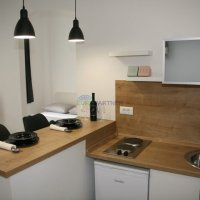 Pula centar - prodaja stana 120 m2 sa posebnim apartmanom i parkirnim mjestom - 2
