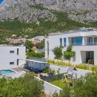 Prekrasna villa s bazenom i pogledom na more, Makarska prodaja - 2
