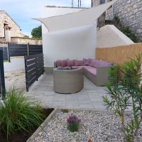 Kompletno renovirana, kamena kuća u nizu s vrtom! - 4